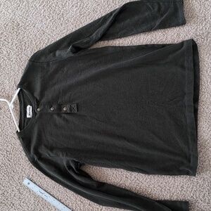 Taylor Stitch Olive Green Long-Sleeve Henley Button-Down Shirt